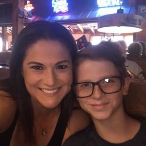 Meet your Posher, Julie